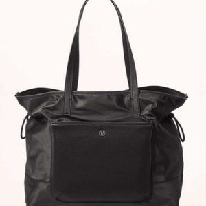 Lululemon All Set Shopper Tote 20L